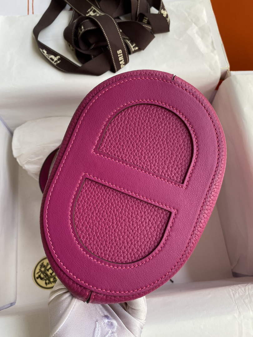Hermès In-The-Loop 18 Bag Swift Leather H20251816