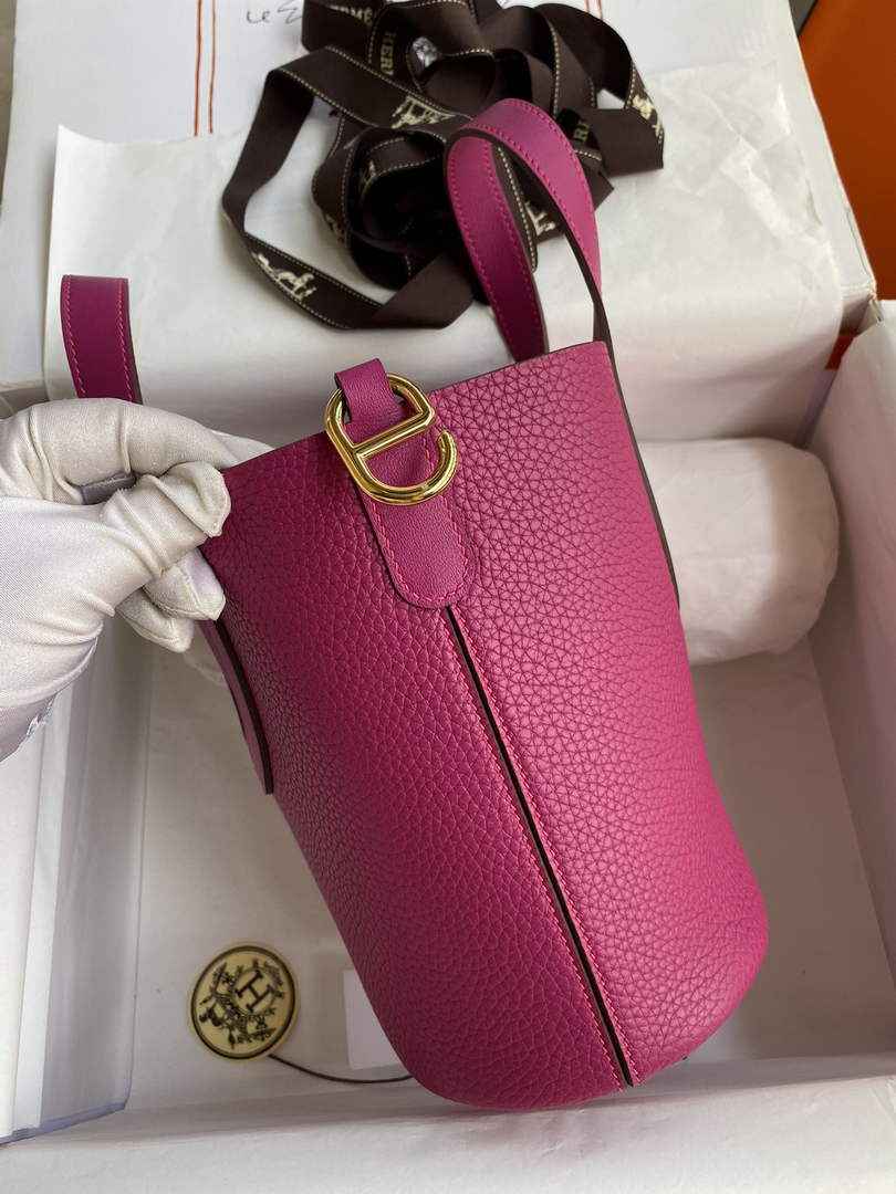 Hermès In-The-Loop 18 Bag Swift Leather H20251817