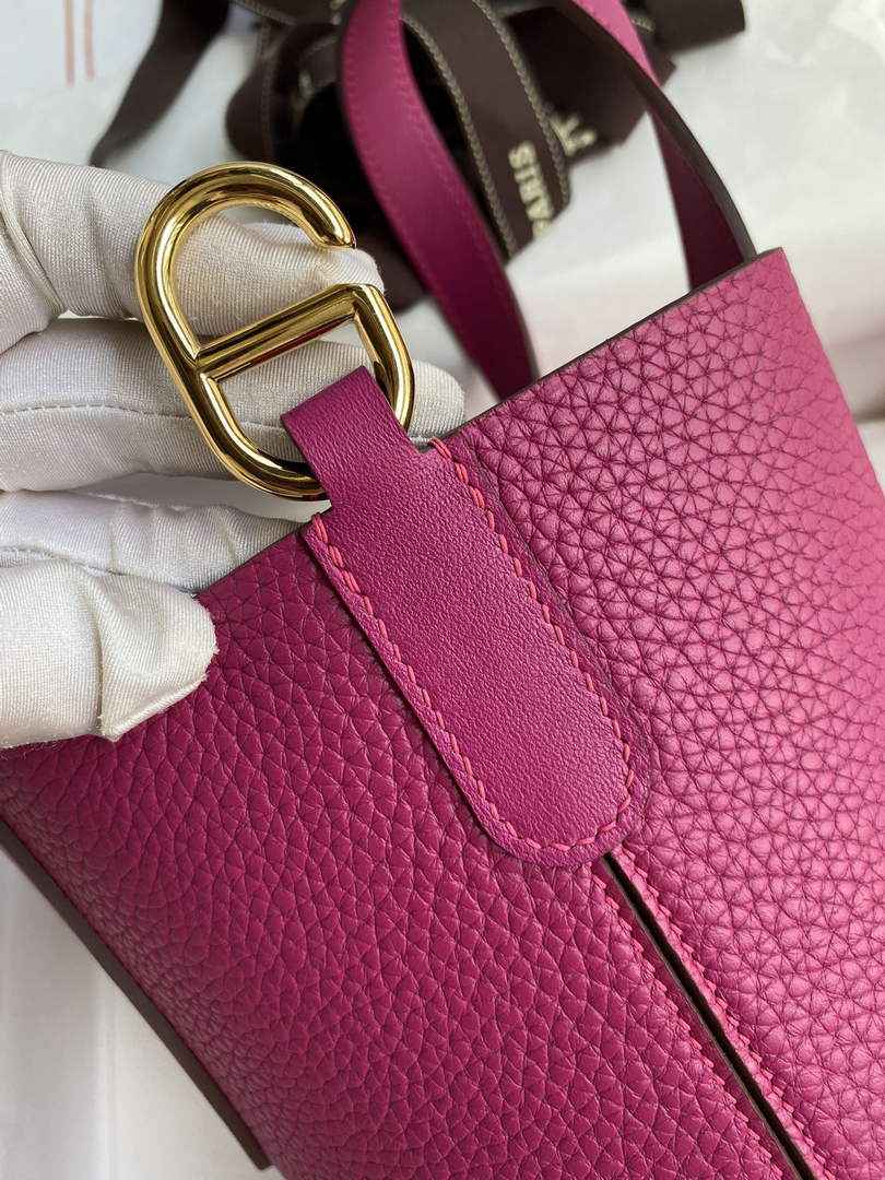 Hermès In-The-Loop 18 Bag Swift Leather H20251817