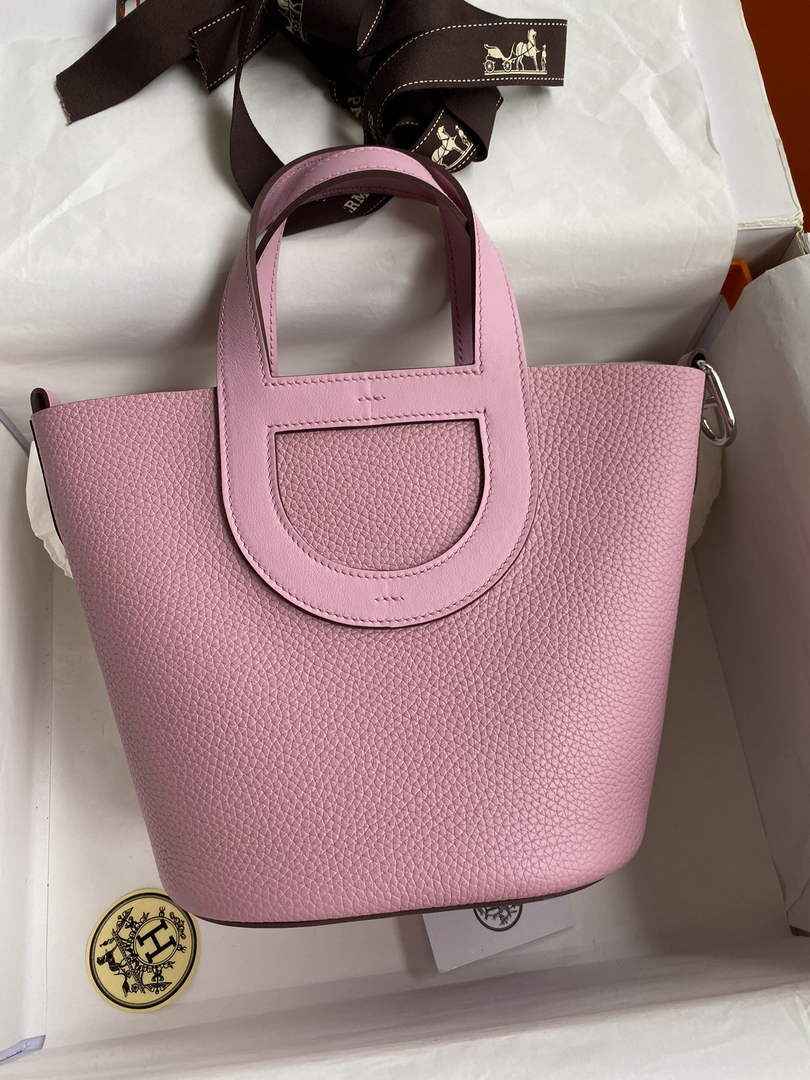 Hermès In-The-Loop 18 Bag Swift Leather H20251800