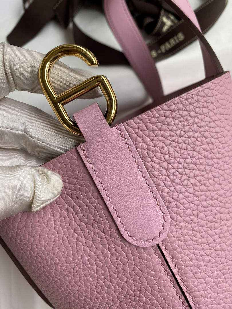 Hermès In-The-Loop 18 Bag Swift Leather H20251801