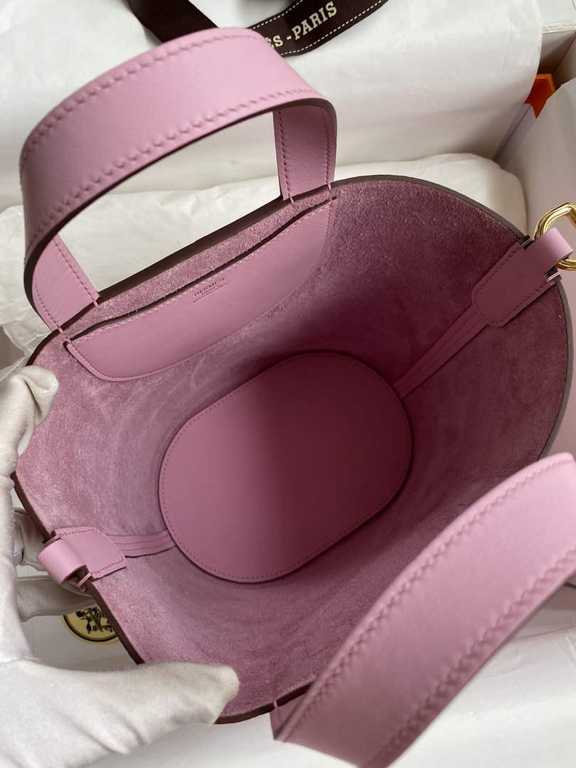 Hermès In-The-Loop 18 Bag Swift Leather H20251801