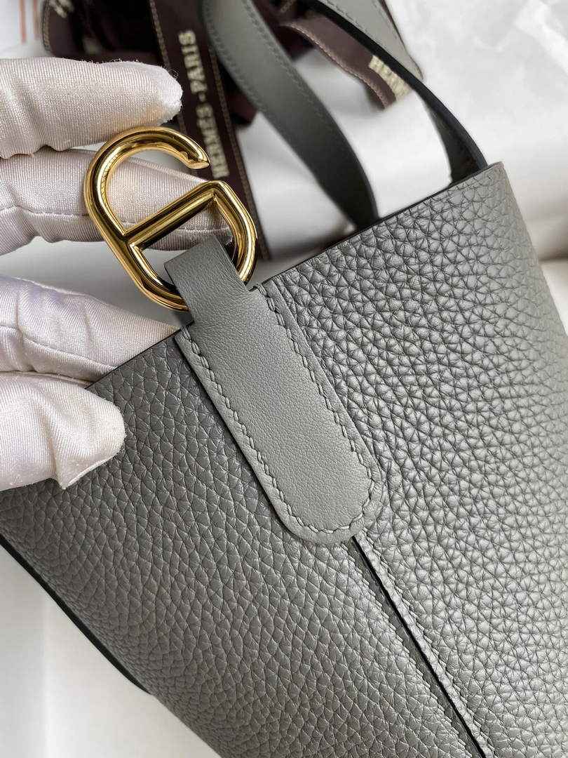 Hermès In-The-Loop 18 Bag Swift Leather H20251818