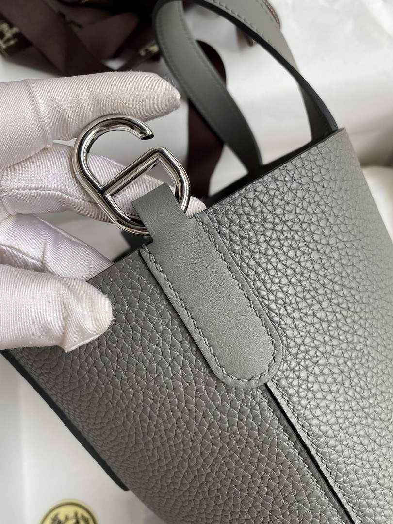 Hermès In-The-Loop 18 Bag Swift Leather H20251819