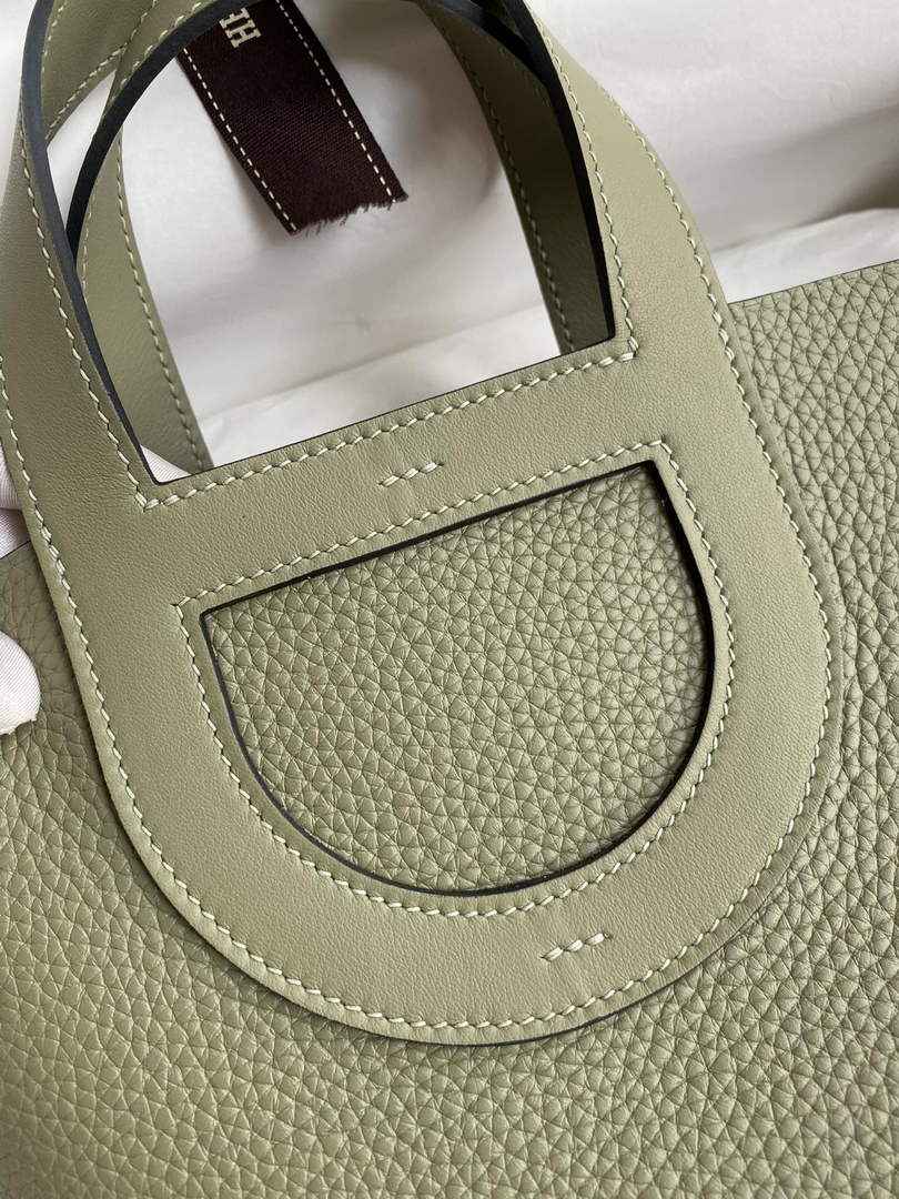 Hermès In-The-Loop 18 Bag Swift Leather H20251820