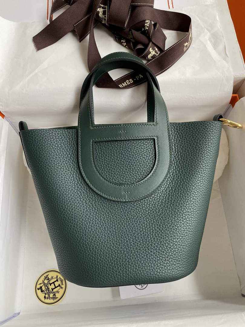 Hermès In-The-Loop 18 Bag Swift Leather H20251824