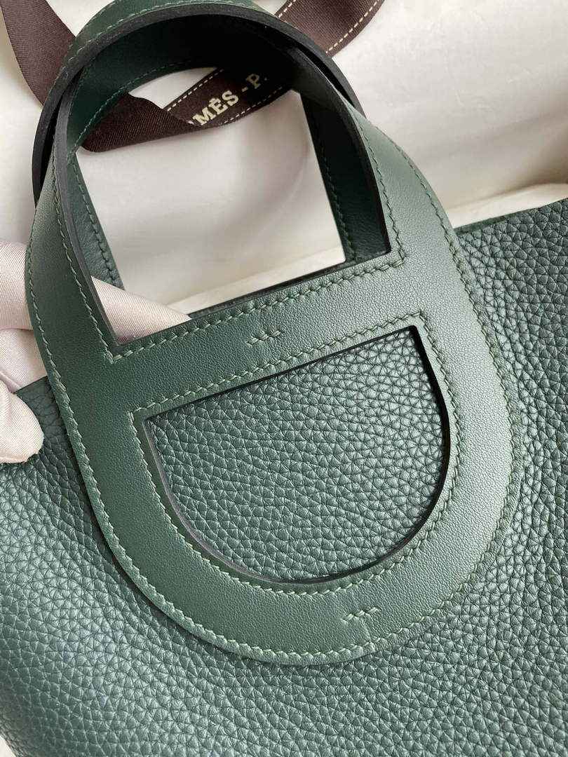 Hermès In-The-Loop 18 Bag Swift Leather H20251824