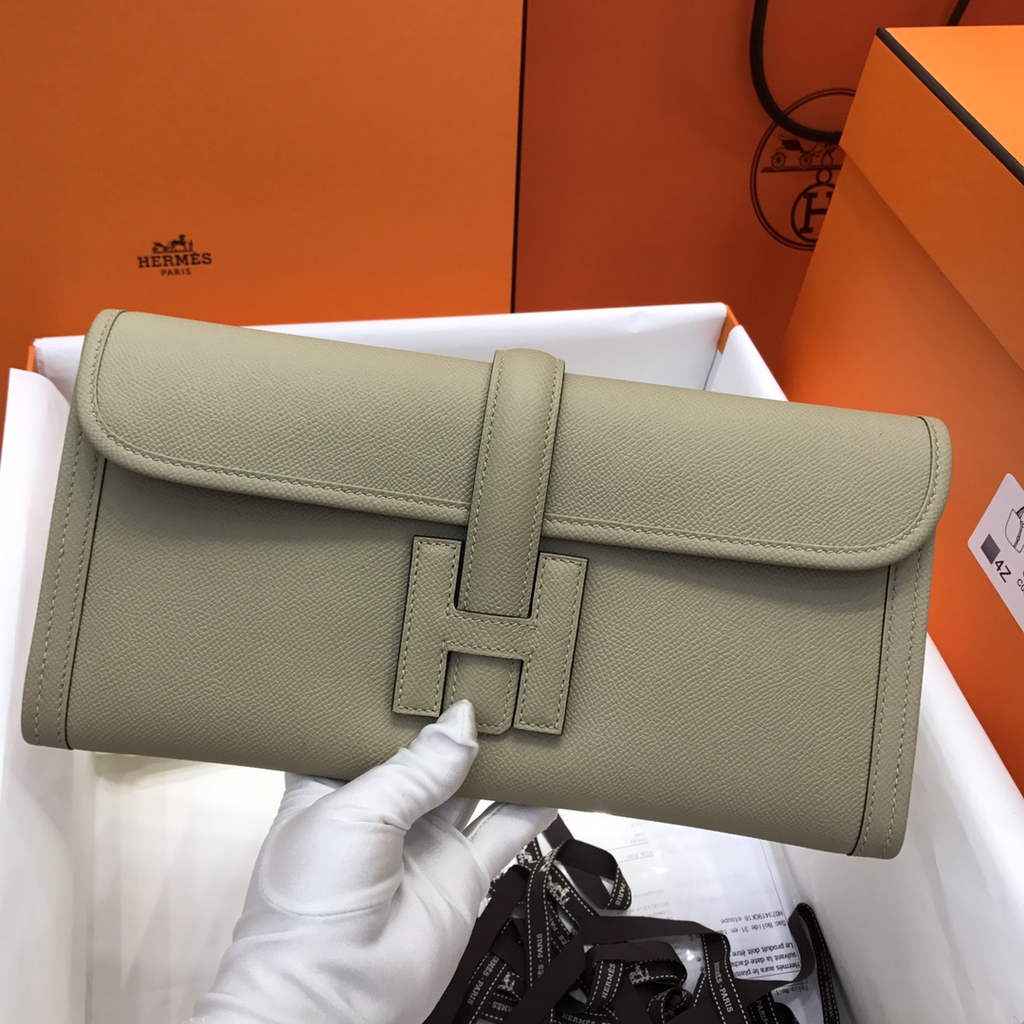Hermes Jige 29 Wallet Clutch In Epsom Leather Light Gray