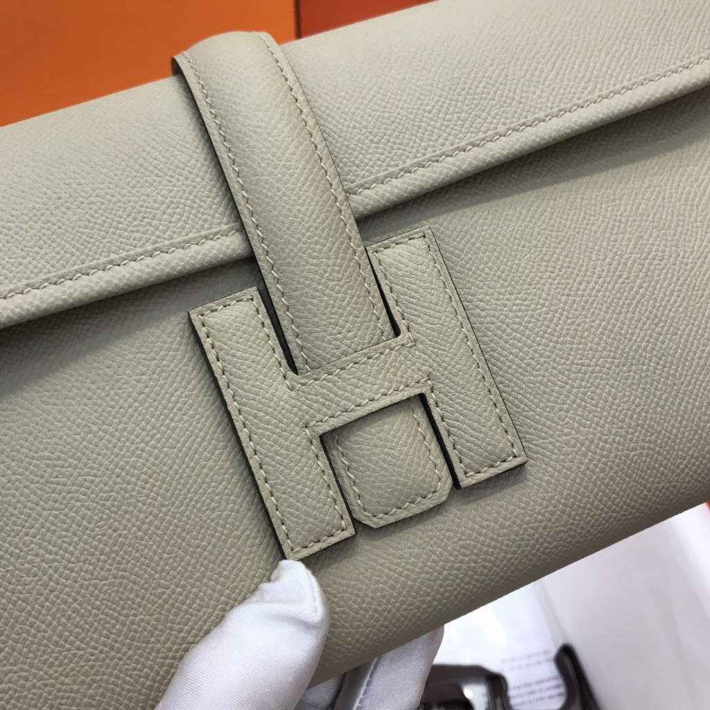 Hermes Jige 29 Wallet Clutch In Epsom Leather Light Gray