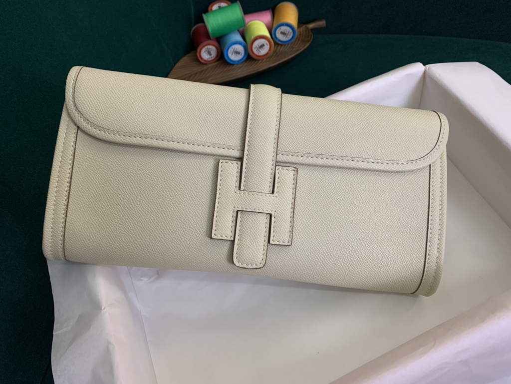 Hermes Jige 29cm Wallet Clutch In Epsom Leather Beige