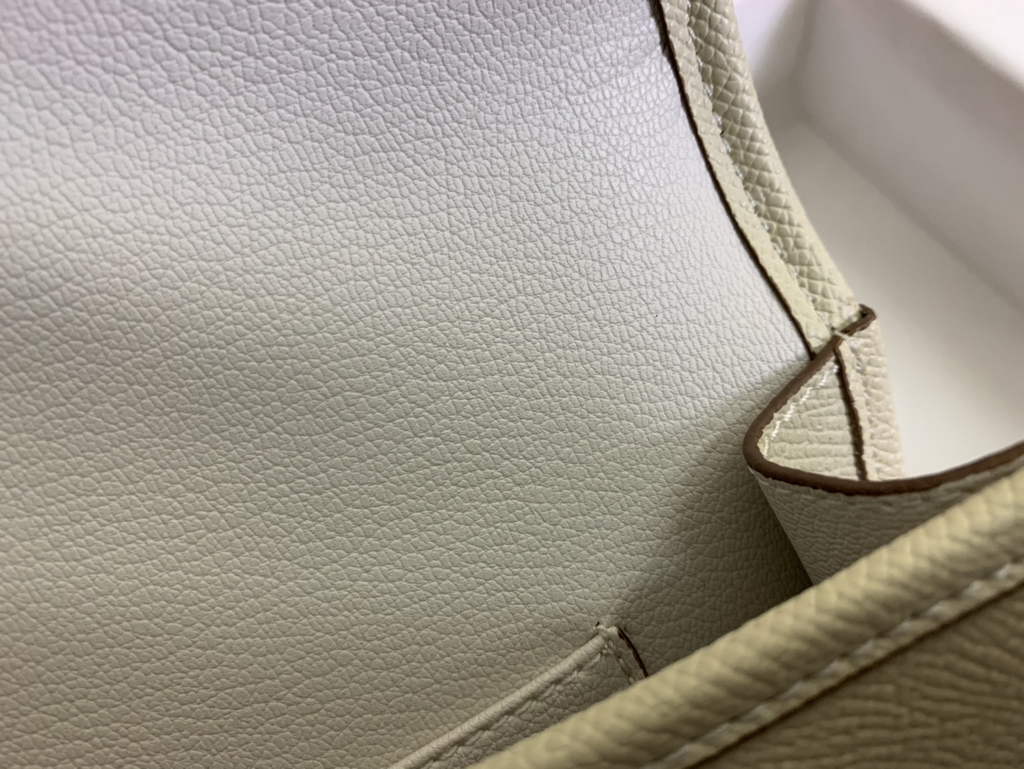 Hermes Jige 29cm Wallet Clutch In Epsom Leather Beige