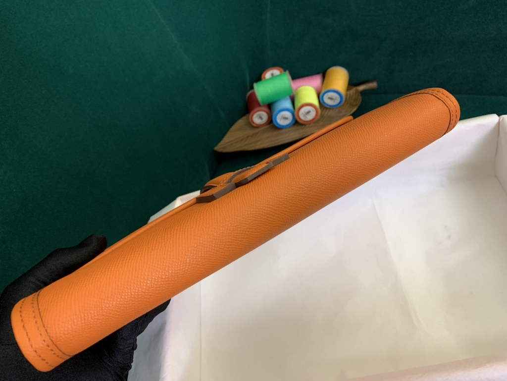 Hermes Jige 29cm Wallet Clutch In Epsom Leather Orange