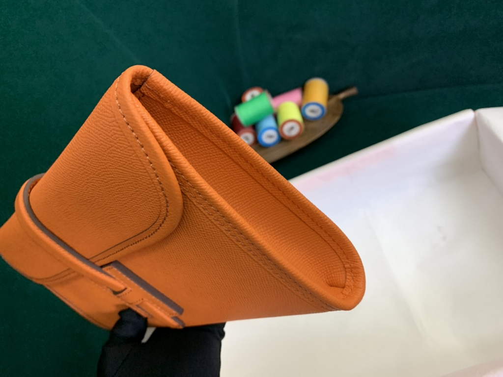 Hermes Jige 29cm Wallet Clutch In Epsom Leather Orange