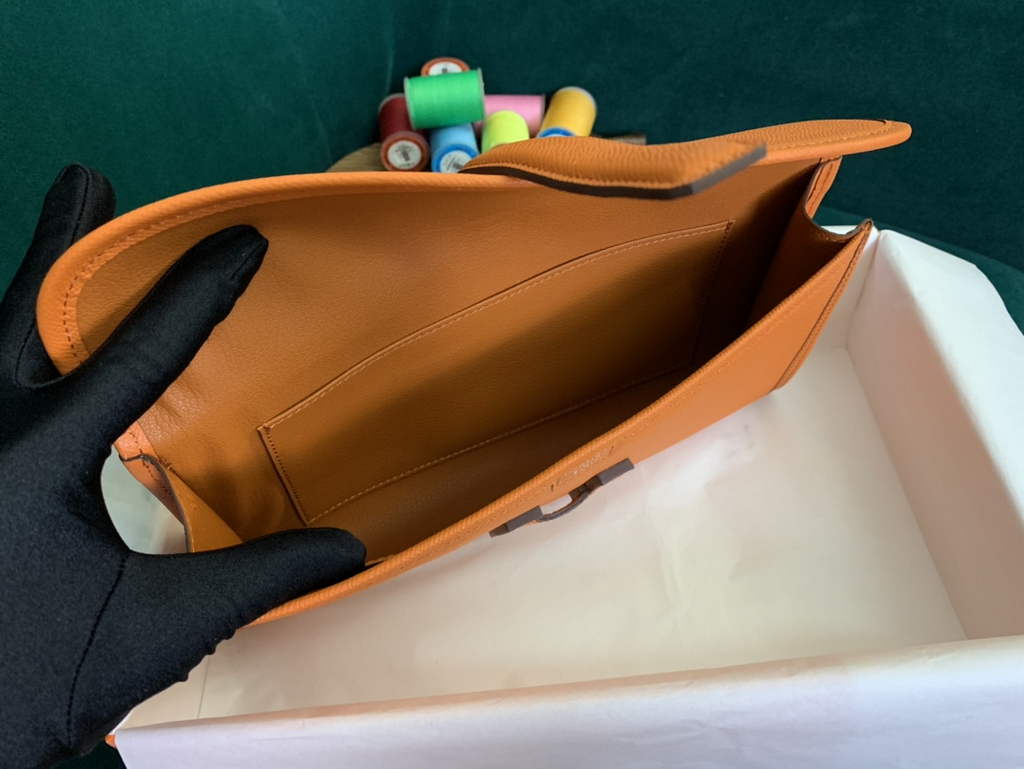 Hermes Jige 29cm Wallet Clutch In Epsom Leather Orange