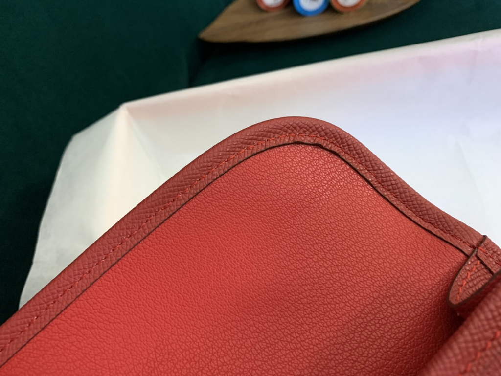 Hermes Jige 29cm Wallet Clutch In Epsom Leather Red