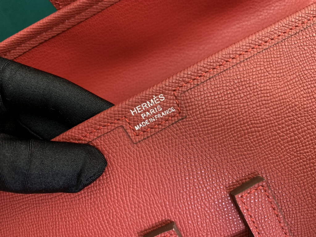 Hermes Jige 29cm Wallet Clutch In Epsom Leather Red