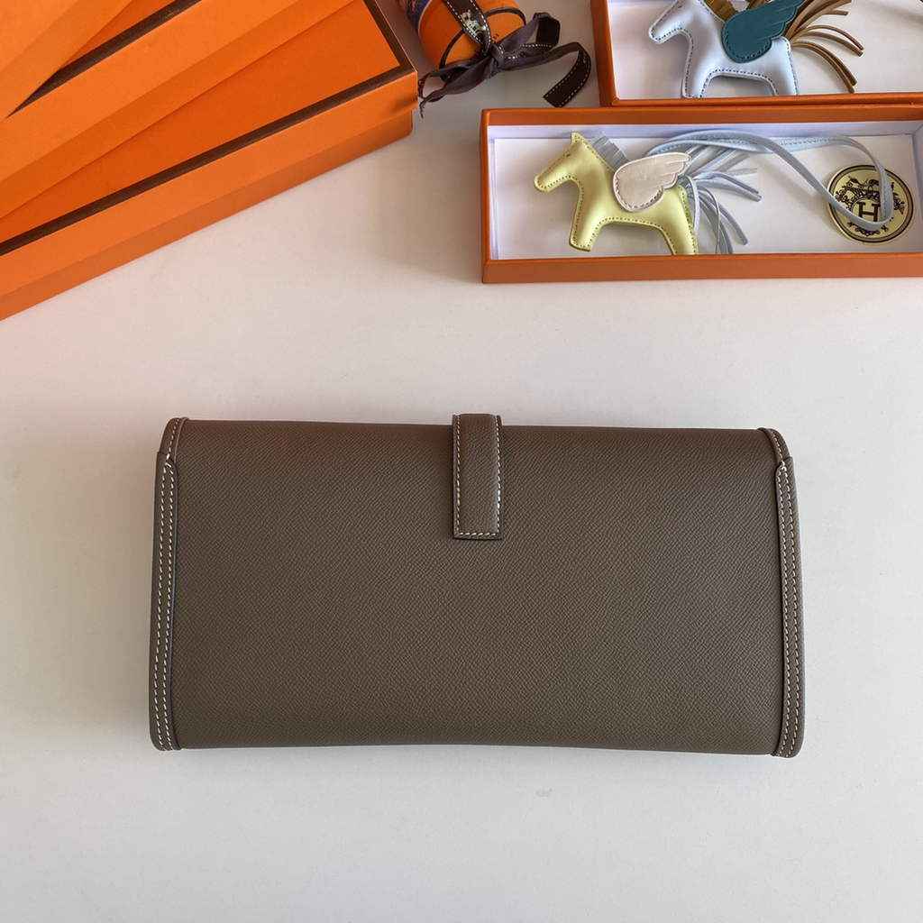 Hermes Jige 29 Wallet Clutch In Epsom Leather Gray