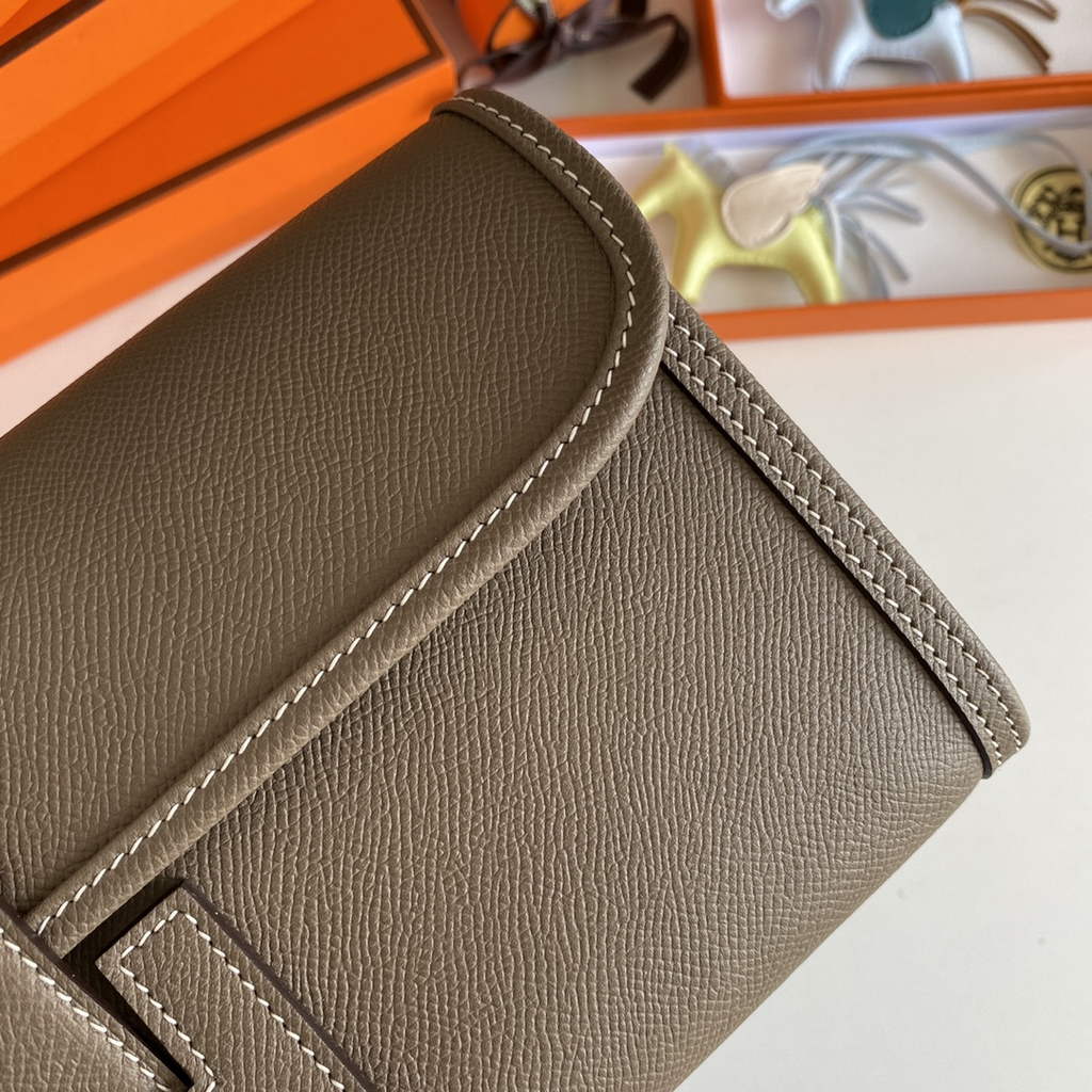 Hermes Jige 29 Wallet Clutch In Epsom Leather Gray