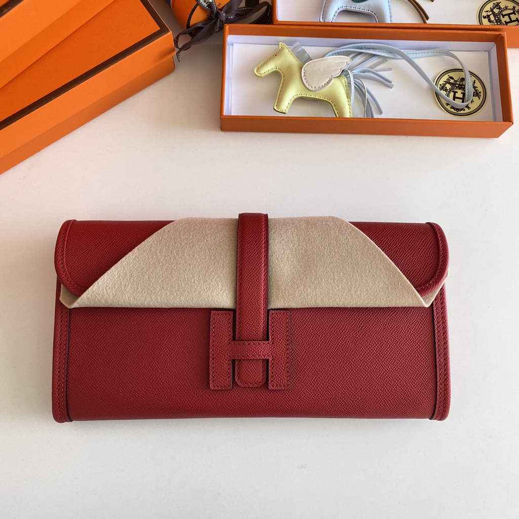 Hermes Jige 29 Wallet Clutch In Epsom Leather Red
