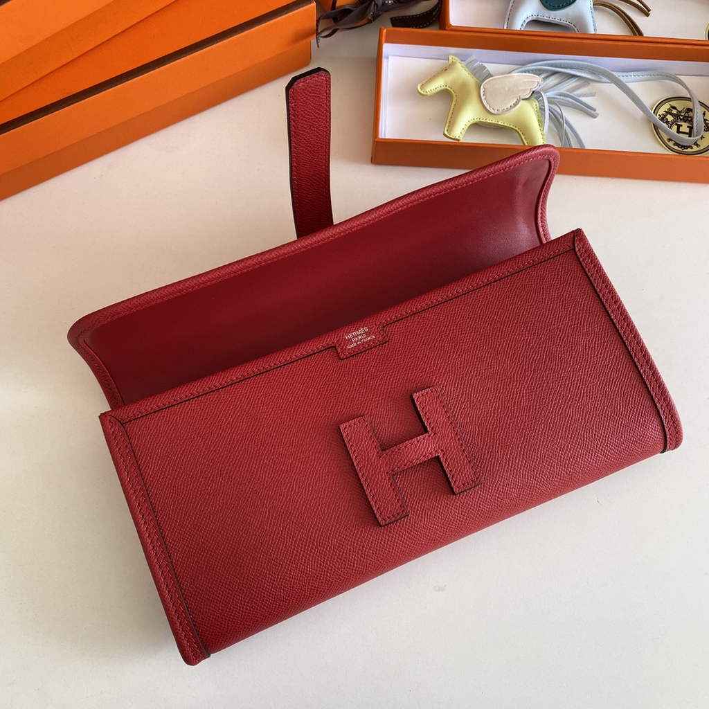 Hermes Jige 29 Wallet Clutch In Epsom Leather Red