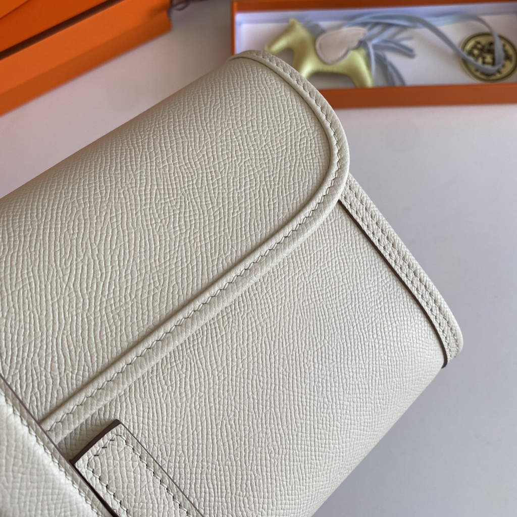 Hermes Jige 29 Wallet Clutch In Epsom Leather Beige