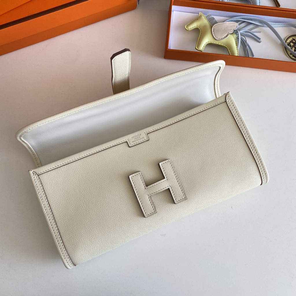 Hermes Jige 29 Wallet Clutch In Epsom Leather Beige
