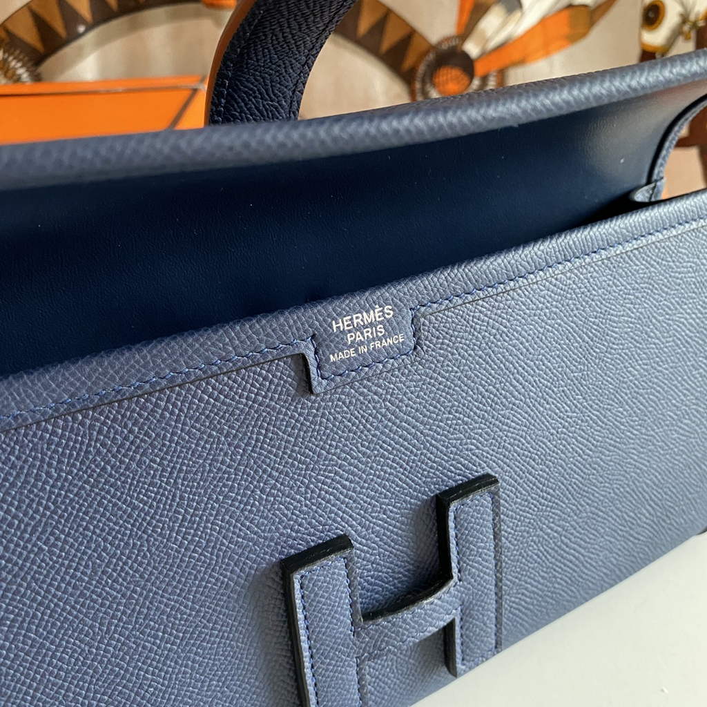 Hermes Jige 29 Wallet Clutch In Epsom Leather Navy Blue