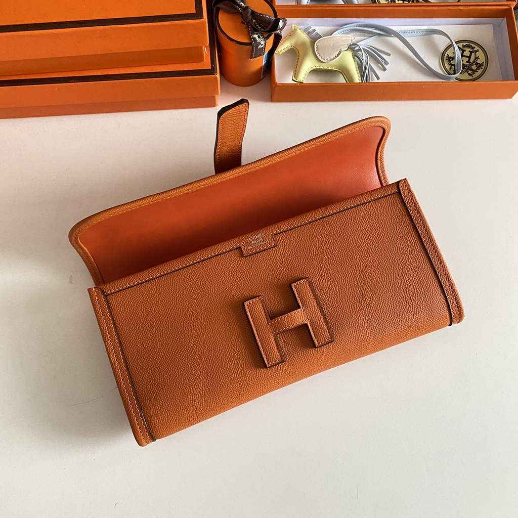 Hermes Jige 29 Wallet Clutch In Epsom Leather Orange