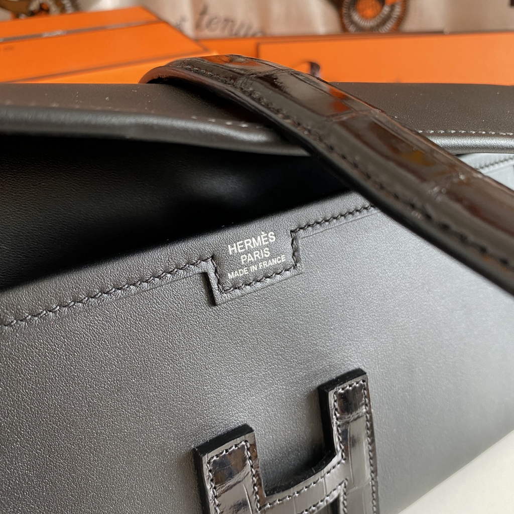 Hermes Jige Elan 29cm Wallet Clutch Swift Leather Crocodile Black