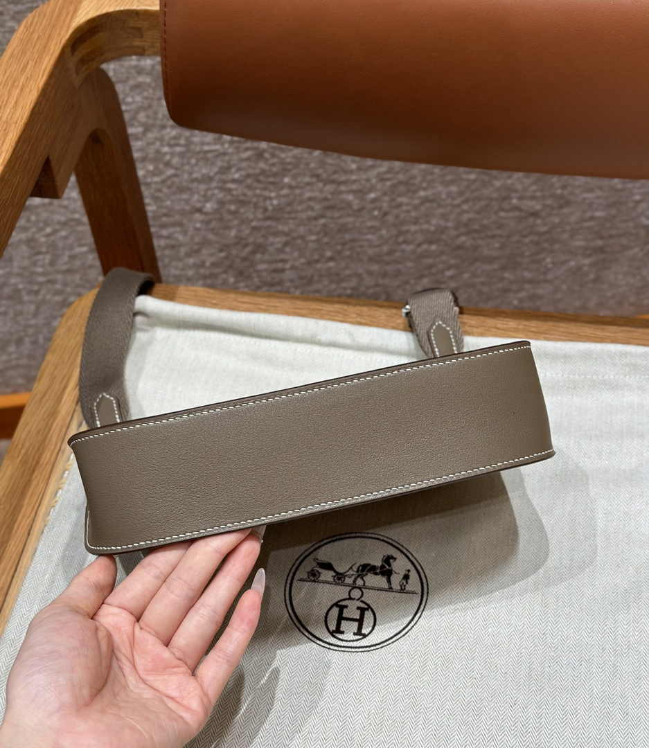 Hermes Jypsiere mini bag Gray Swift Leather Silver H25601