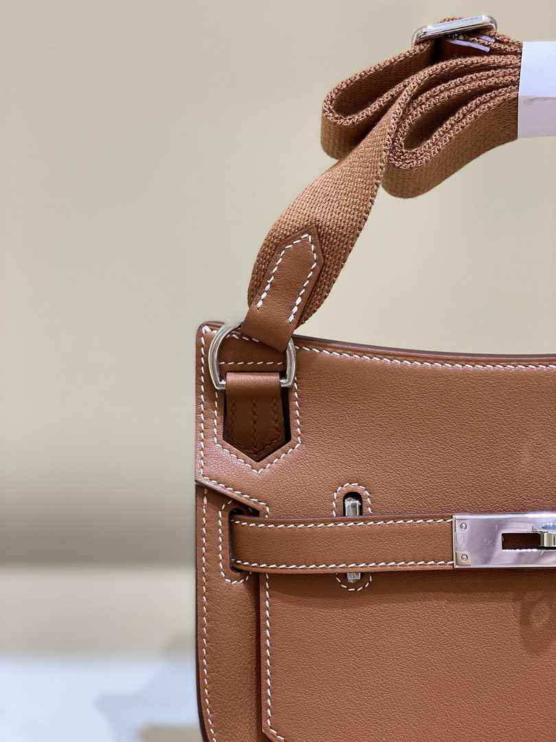 Hermes Jypsiere mini bag Tan Swift Leather Silver H25609