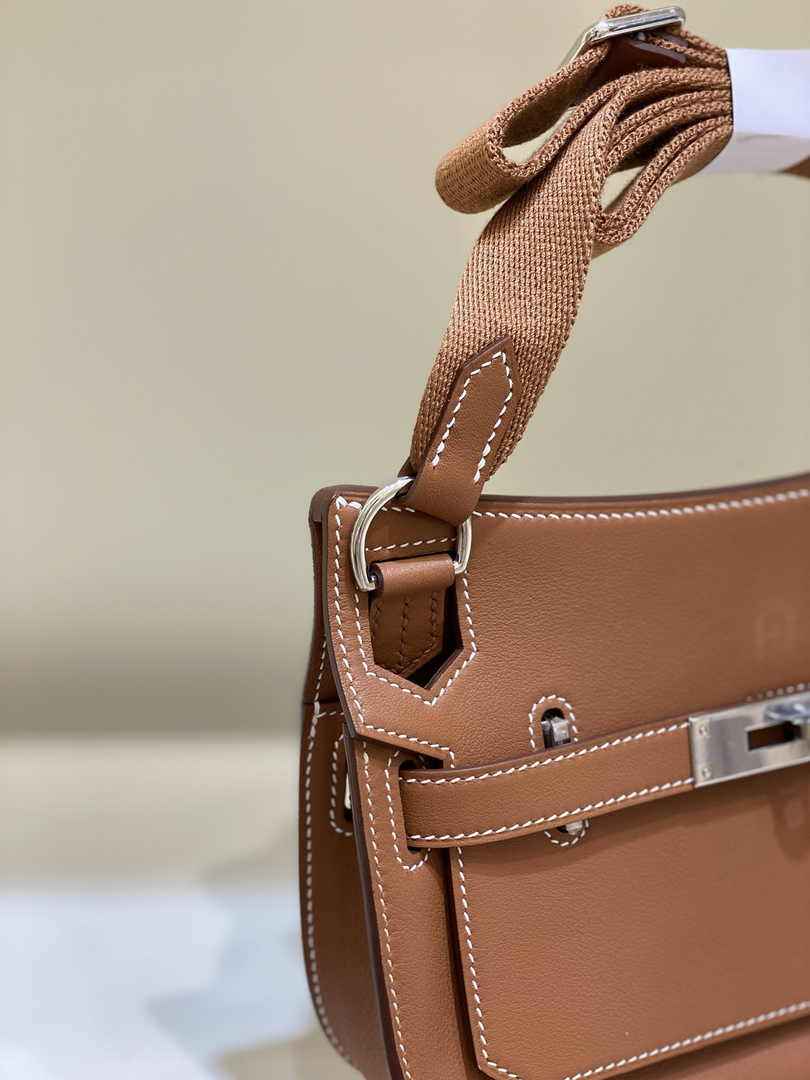 Hermes Jypsiere mini bag Tan Swift Leather Silver H25609