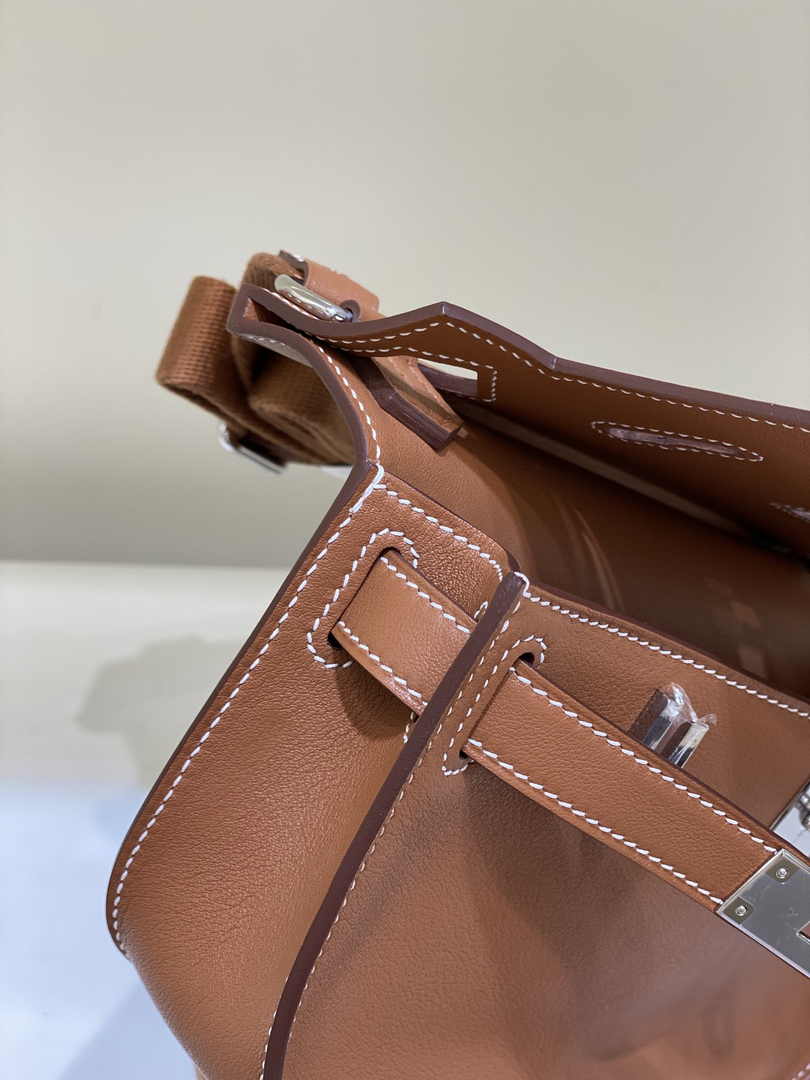 Hermes Jypsiere mini bag Tan Swift Leather Silver H25609