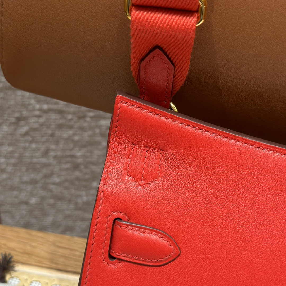 Hermes Jypsiere mini bag Red Swift Leather Gold H25606