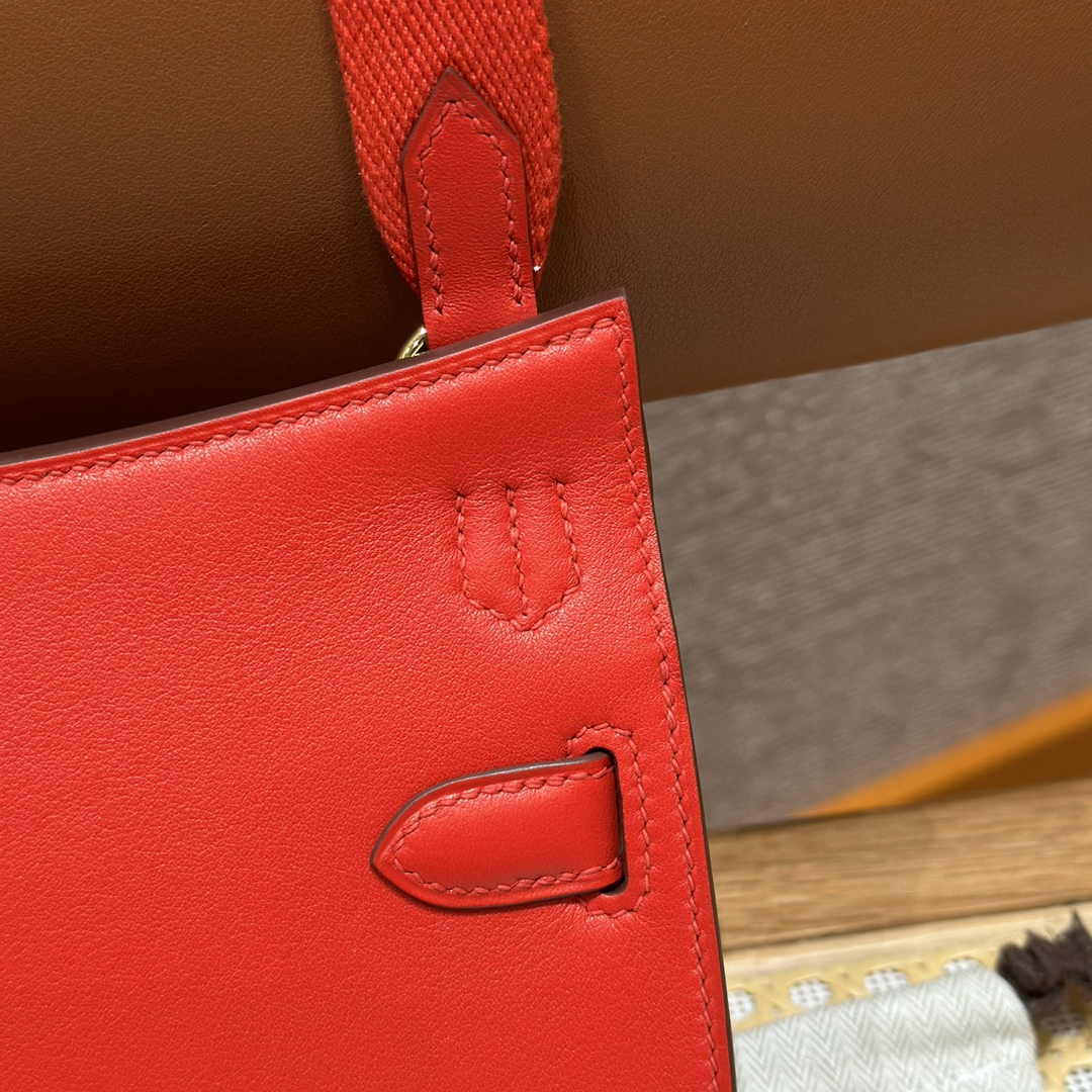 Hermes Jypsiere mini bag Red Swift Leather Gold H25606