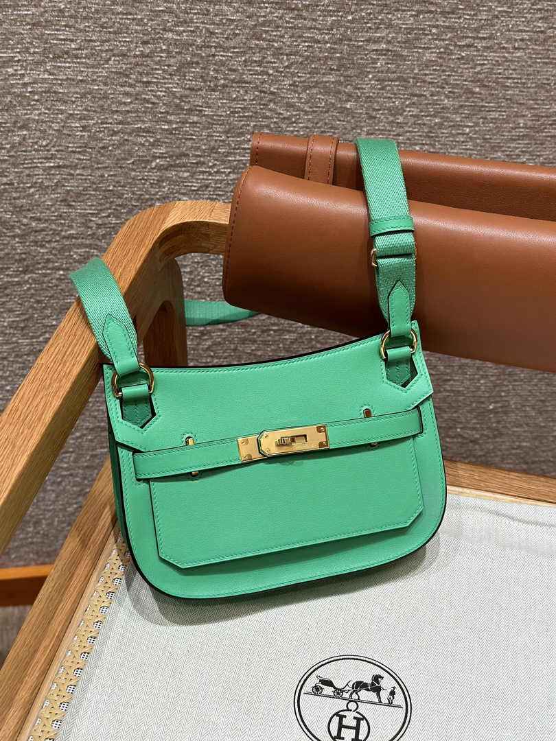 Hermes Jypsiere mini bag Green Swift Leather Gold H25610