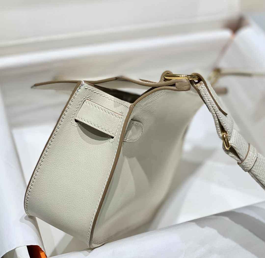 Hermes Jypsiere mini bag White Swift Leather Gold H25604