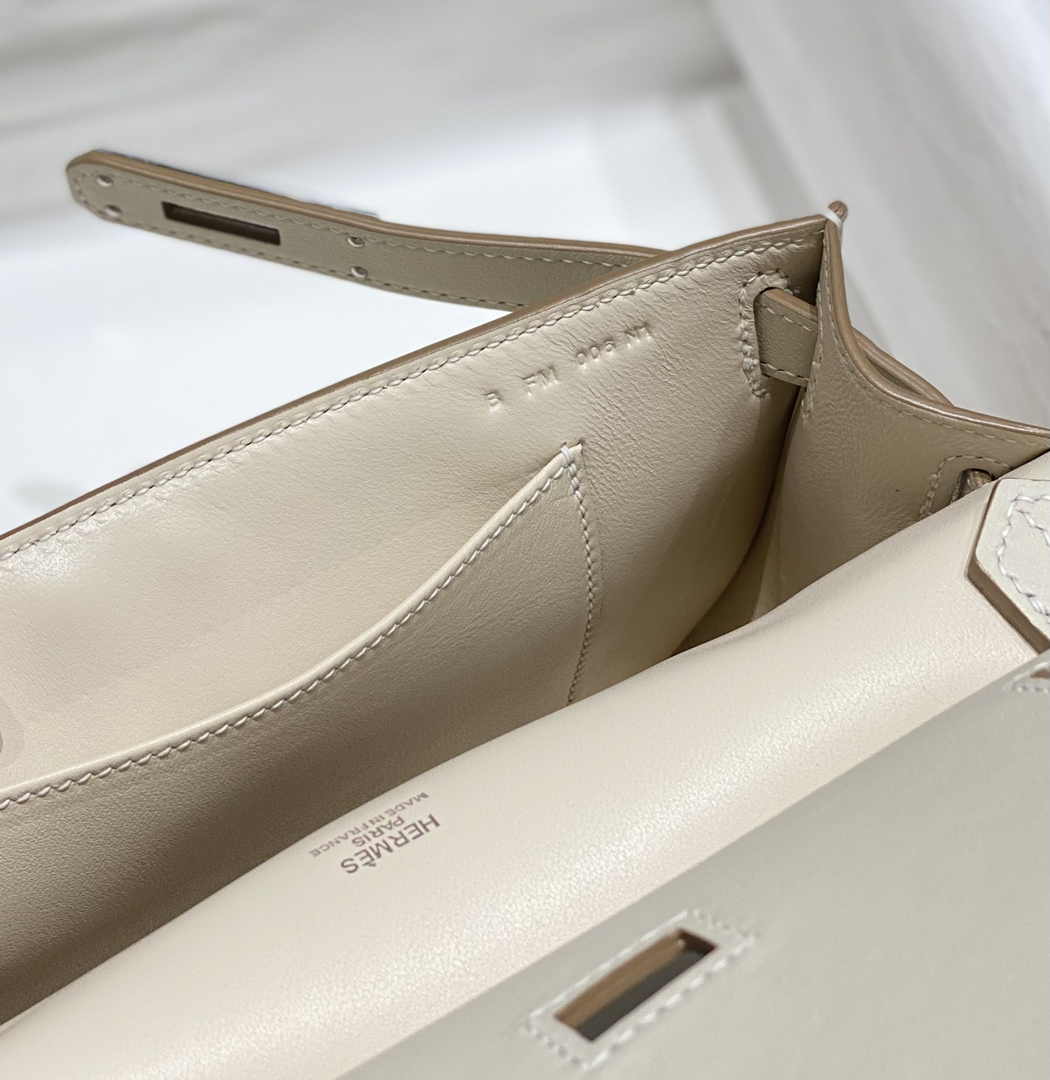 Hermes Jypsiere mini bag White Swift Leather Silver H25607