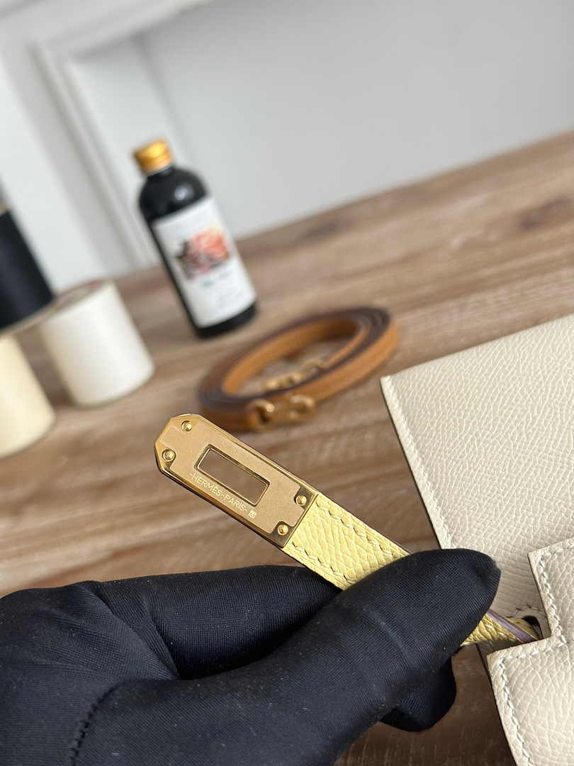 Hermes Kelly Bag 19 Beige Tan Epsom Leather Gold H82301