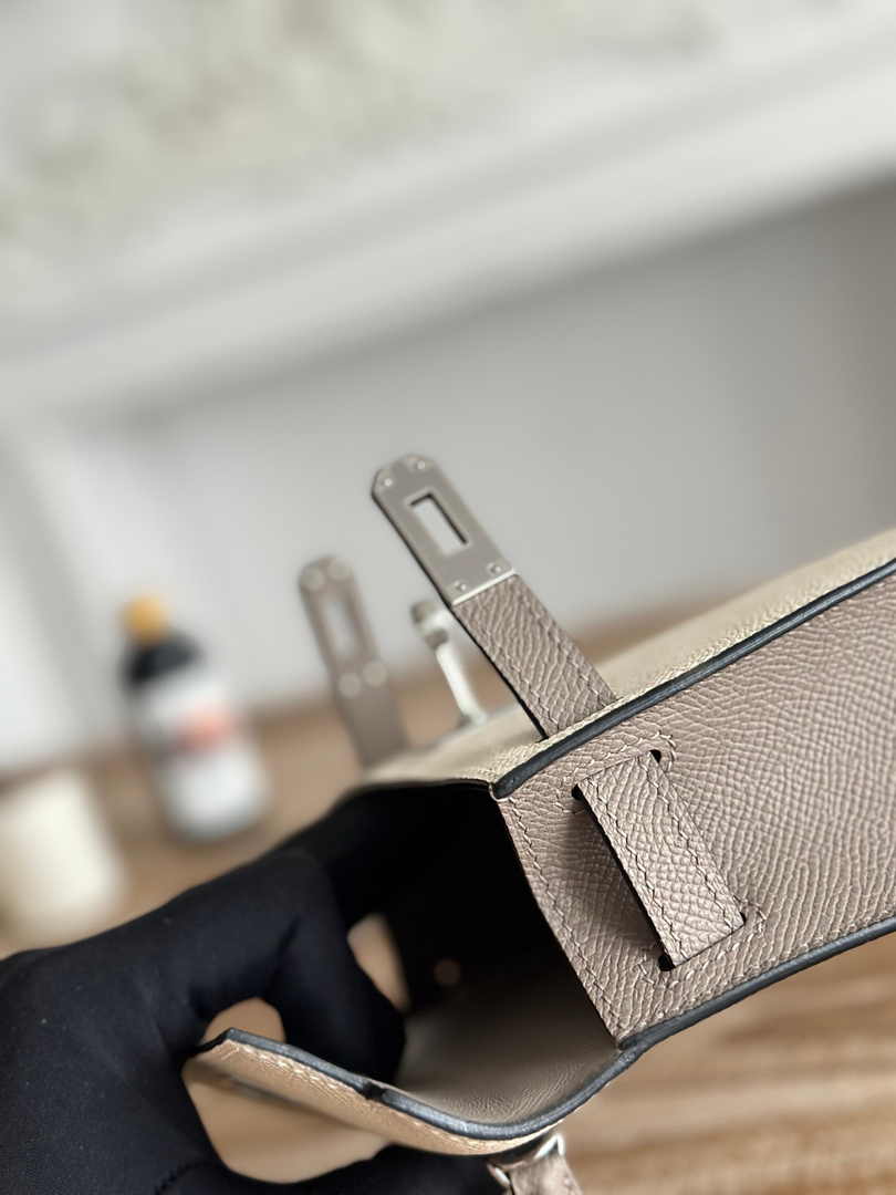 Hermes Kelly Bag 19 Beige Gray Epsom Leather Silver H82303