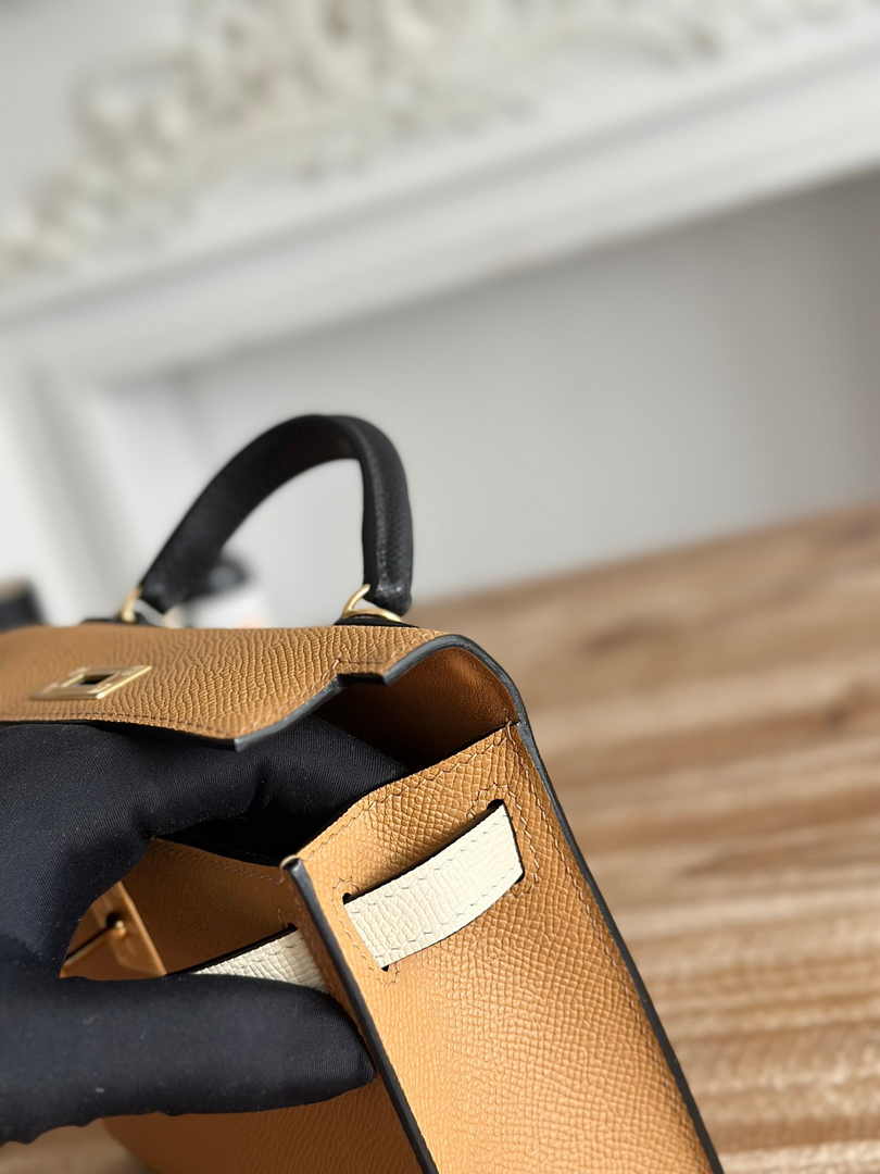 Hermes Kelly Bag 19 Tan Epsom Leather Gold H82306