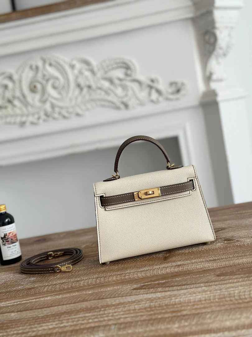 Hermes Kelly Bag 19 Beige Epsom Leather Gold H82309