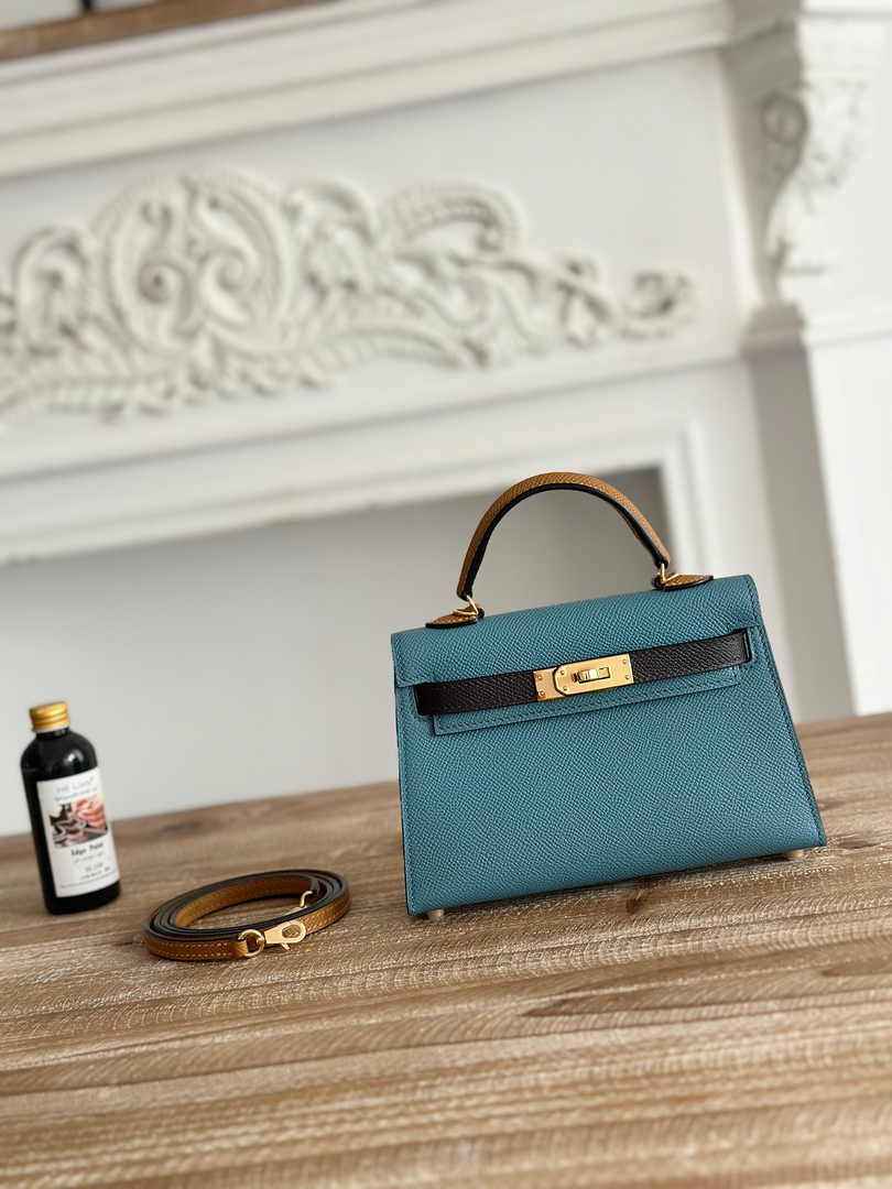 Hermes Kelly Bag 19 Blue Epsom Leather Gold H82310