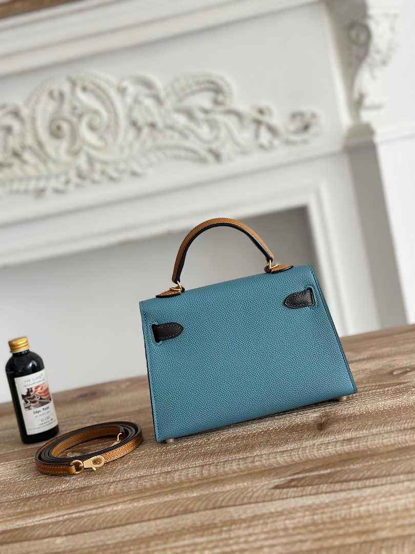 Hermes Kelly Bag 19 Blue Epsom Leather Gold H82310