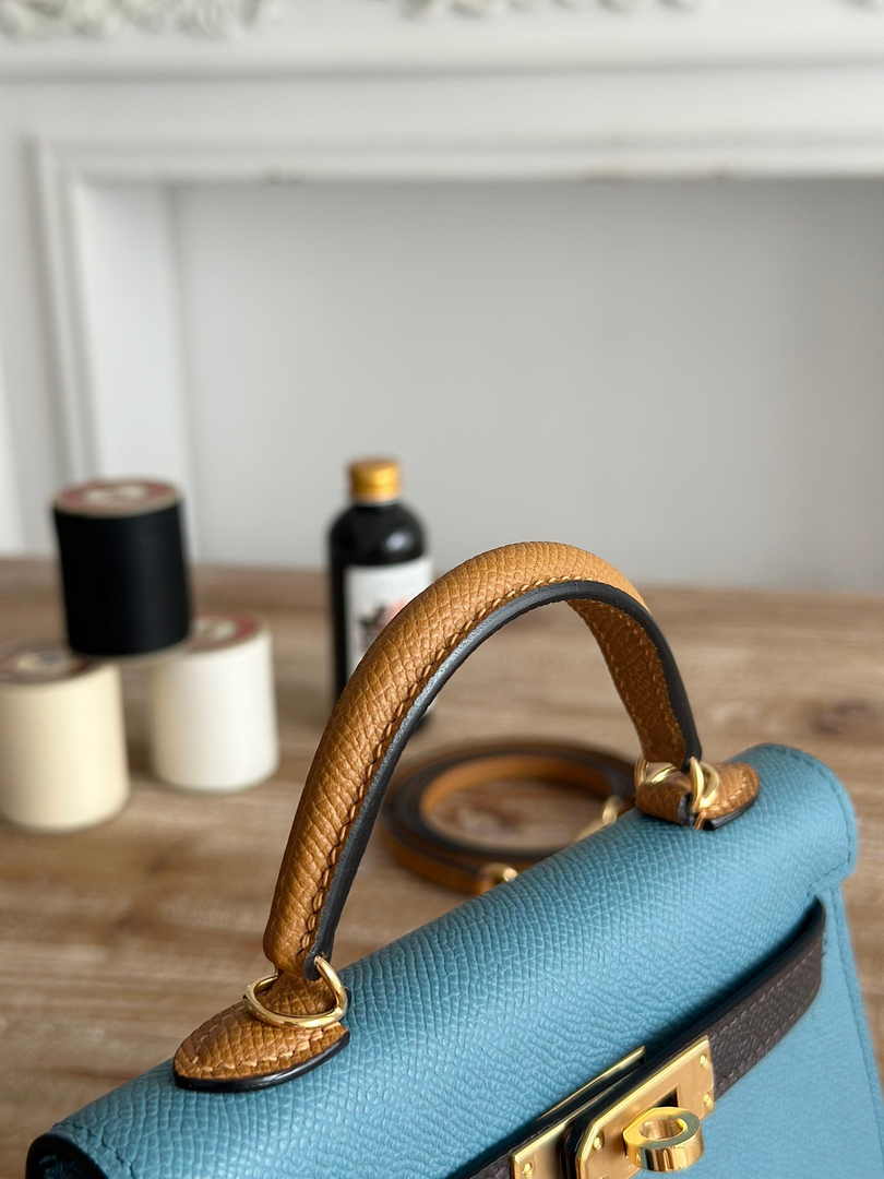 Hermes Kelly Bag 19 Blue Epsom Leather Gold H82310