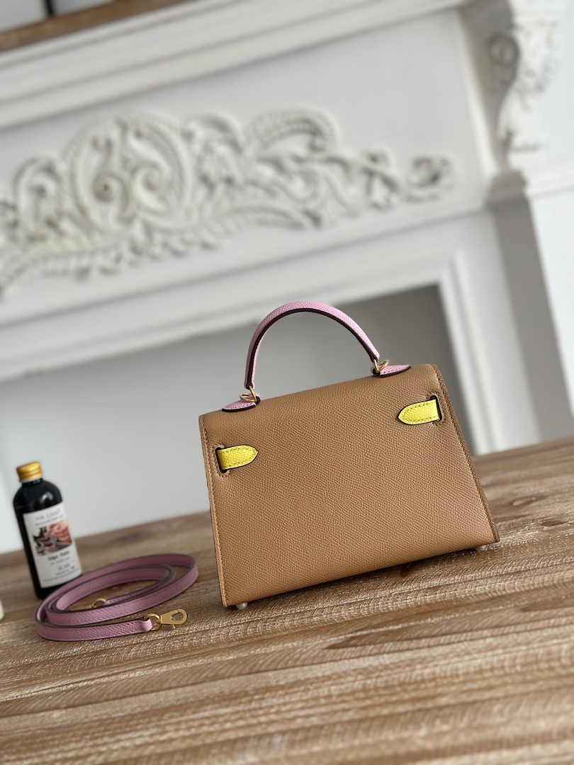 Hermes Kelly Bag 19 Apricot Epsom Leather Gold H82313