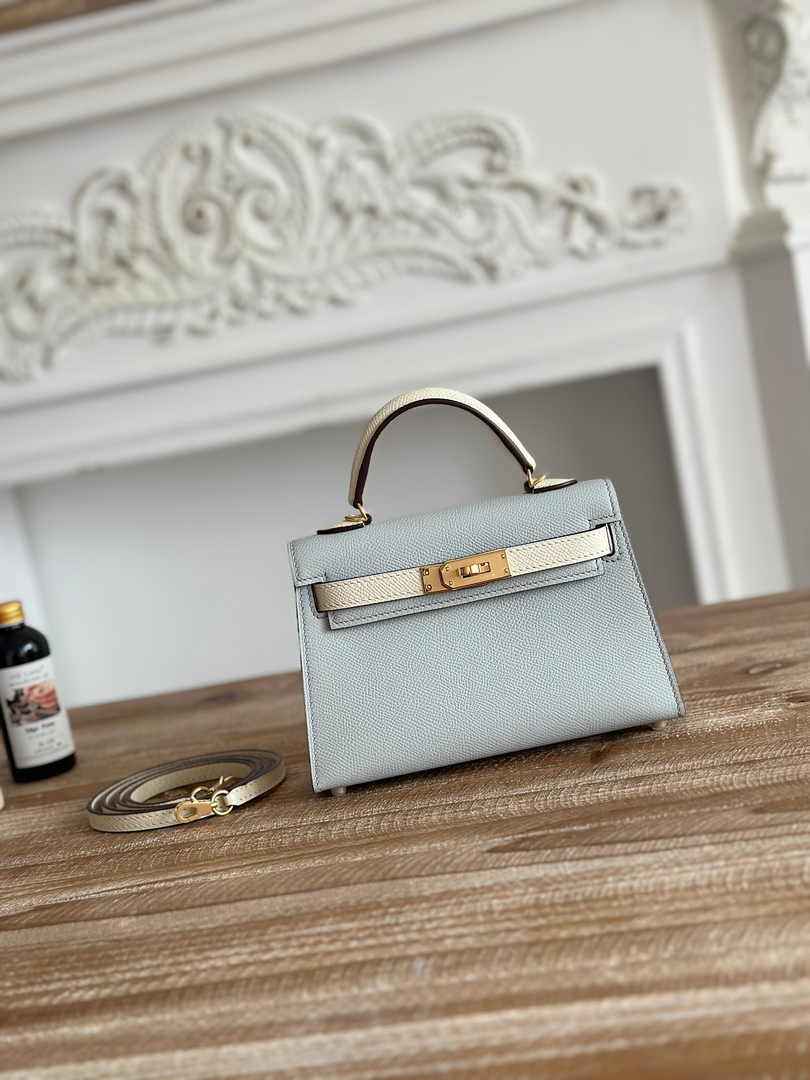 Hermes Kelly Bag 19 Epsom Leather Light Blue Gold H82321