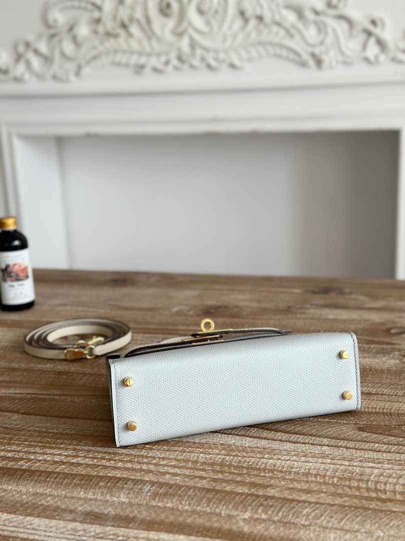 Hermes Kelly Bag 19 Epsom Leather Light Blue Gold H82321