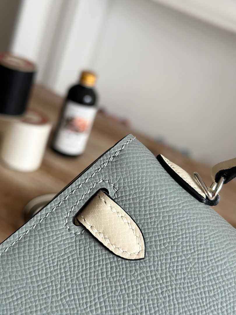 Hermes Kelly Bag 19 Epsom Leather Gray Silver H82324
