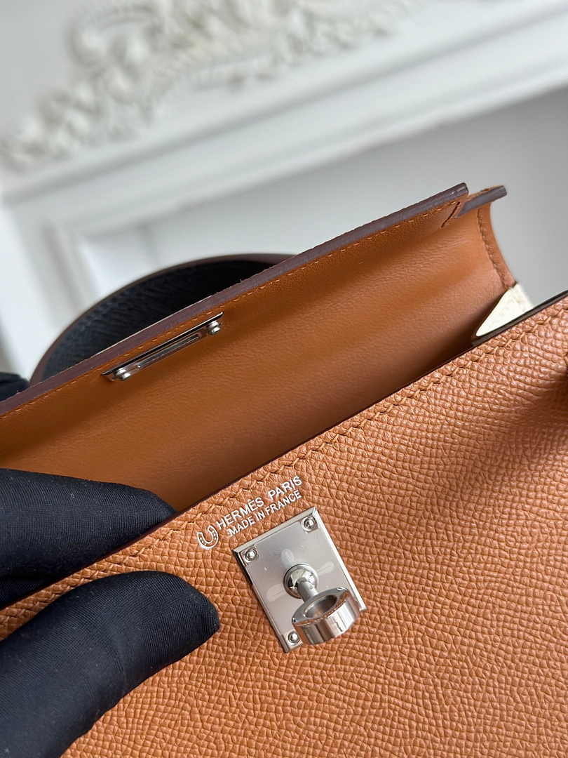 Hermes Kelly Bag 19 Epsom Leather Brown Silver H82328
